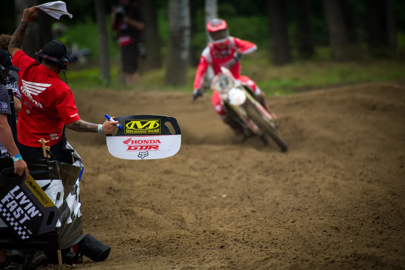 On-track racing action at Sand Del Lee MX — Ottawa 2025